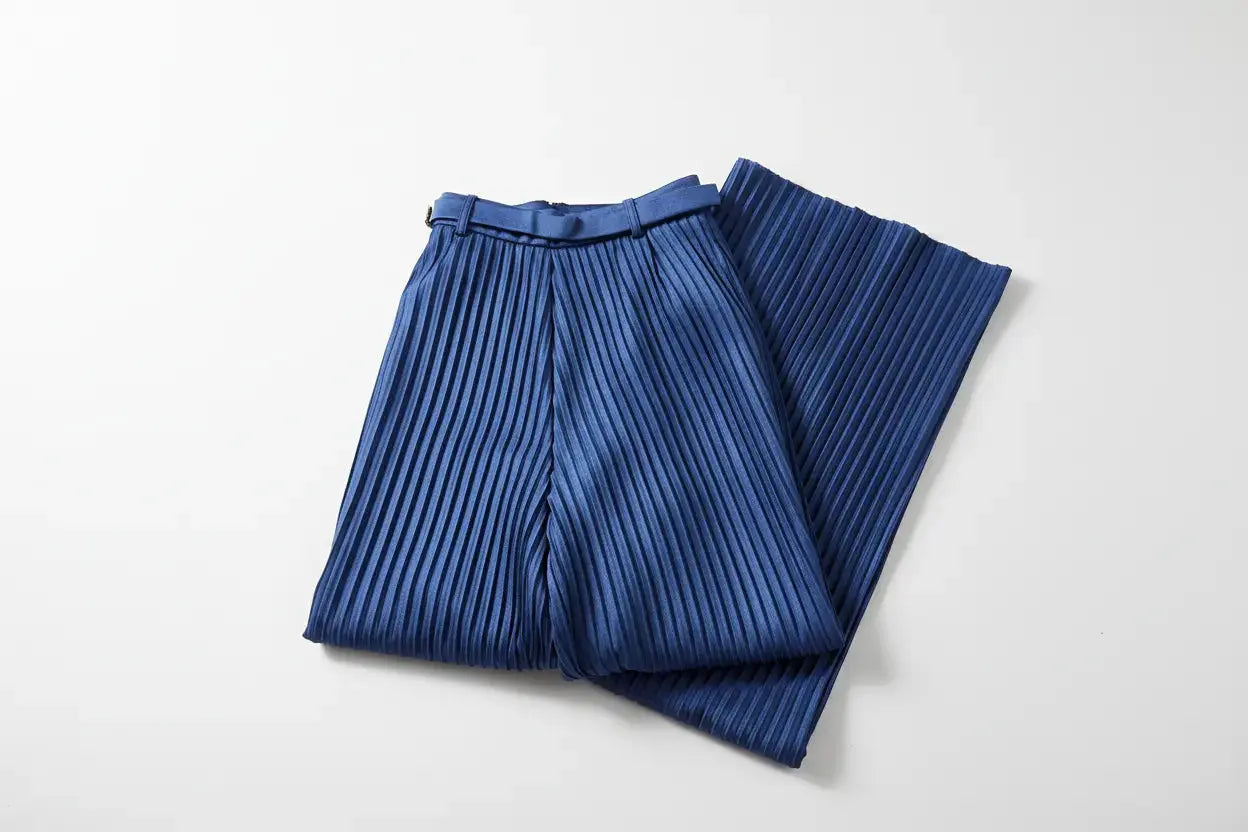 Les tendances pantalon en 2026 : quels modèles adopter cette année ? LUNAVIA PANTS