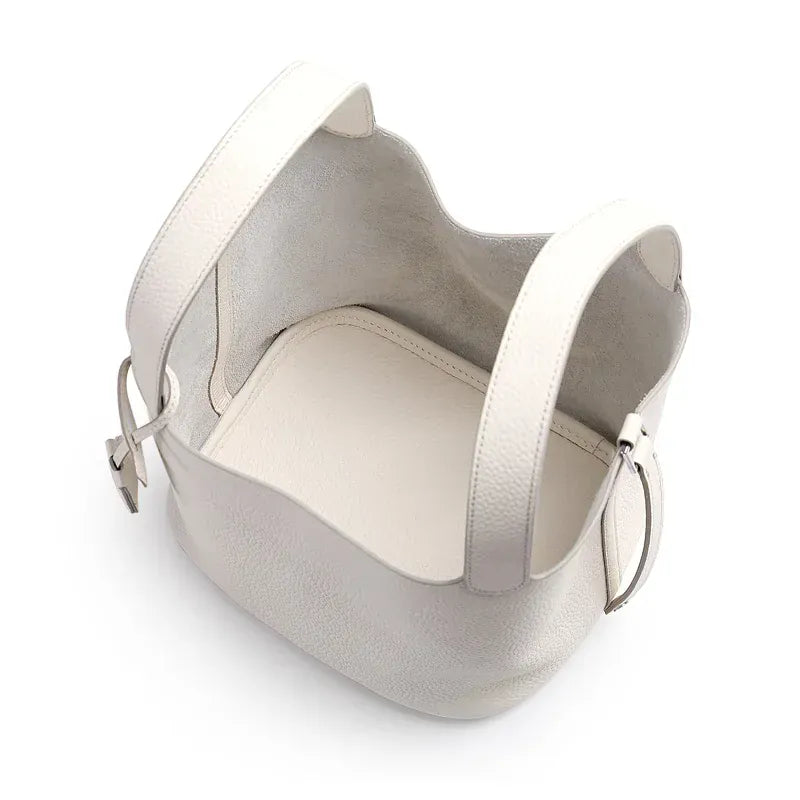 L'Élégant Sac Panier en Cuir de Vachette Souple LUNAVIA PANTS