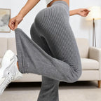 Le Relax Chic – Pantalon Flare en Maille Côtelée