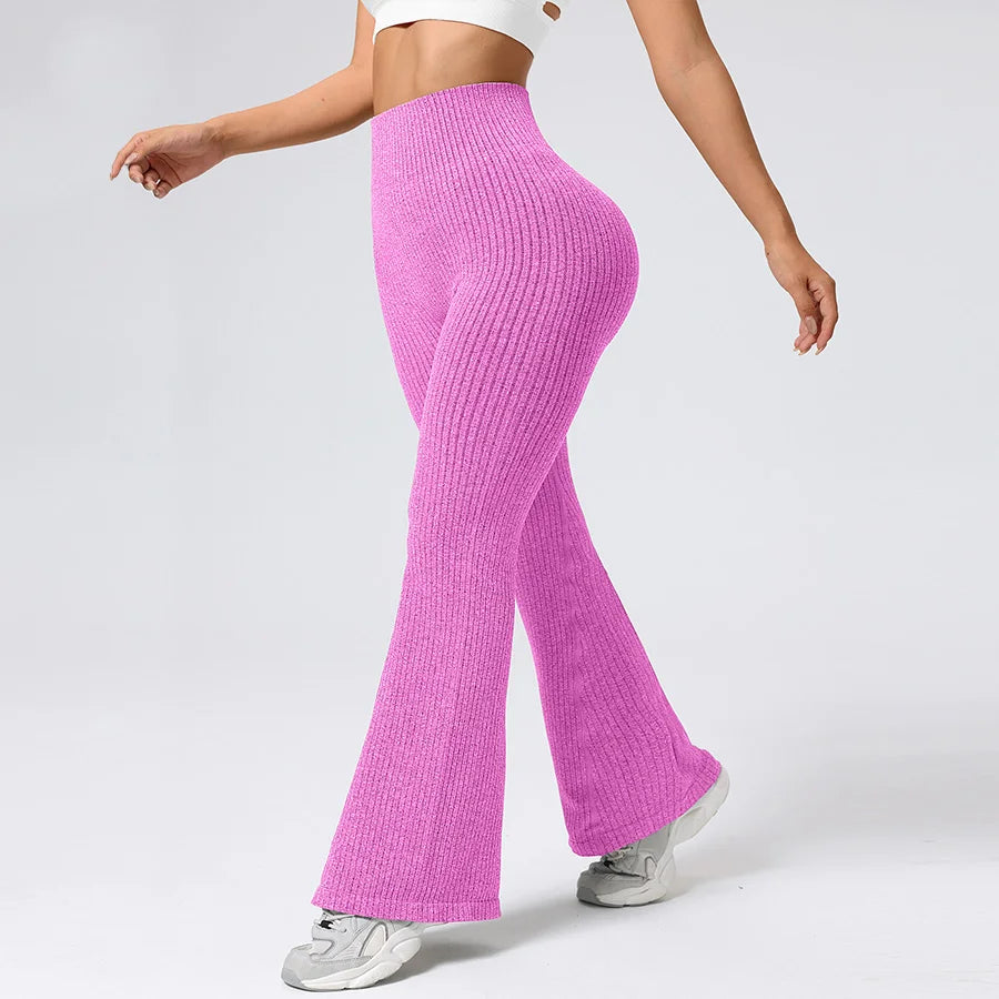 Le Relax Chic – Pantalon Flare en Maille Côtelée