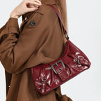 Petit Sac à Main Demi-Lune Souple Noir Brillant LUNAVIA PANTS