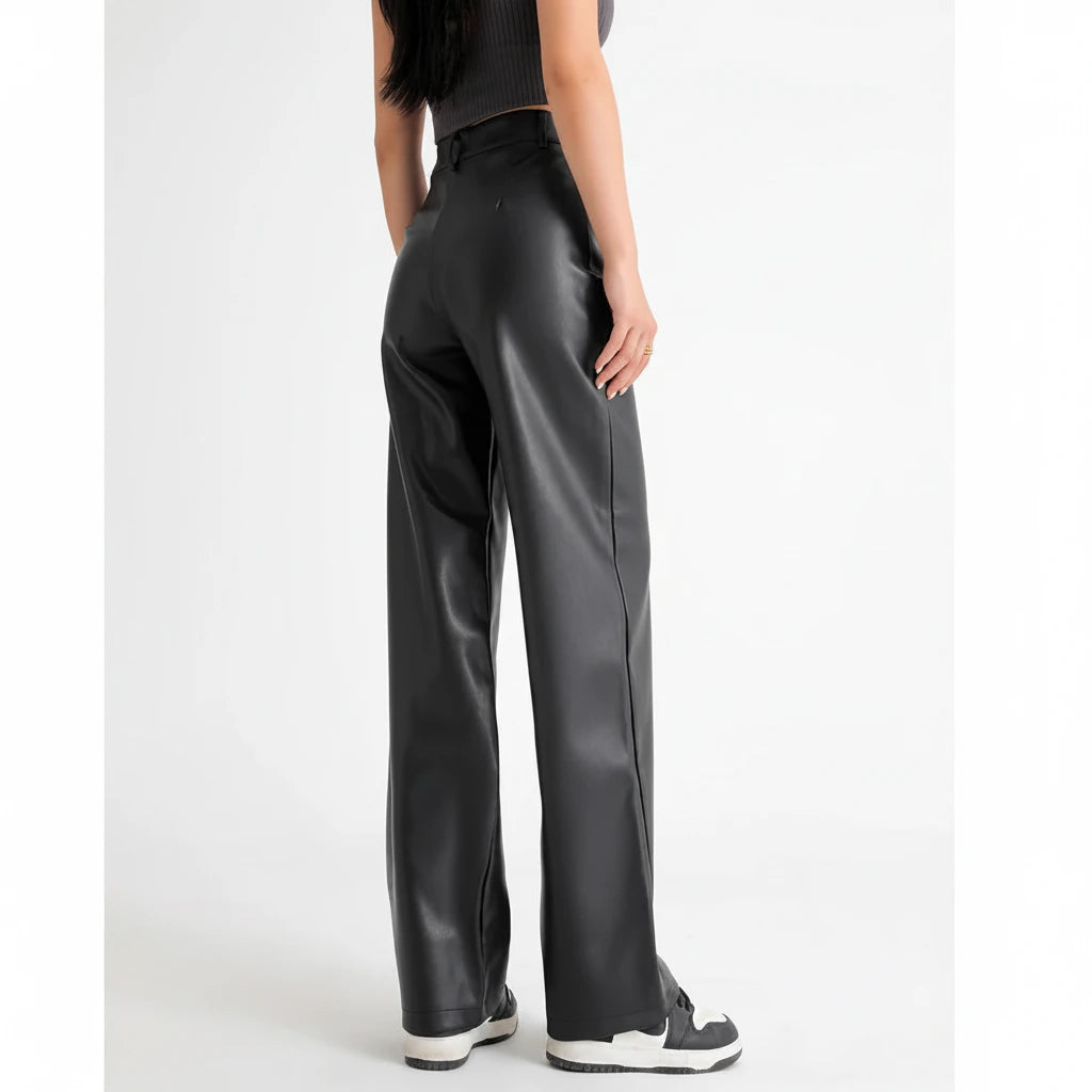 L'Audacieux – Pantalon Large Taille Haute en Simili Cuir